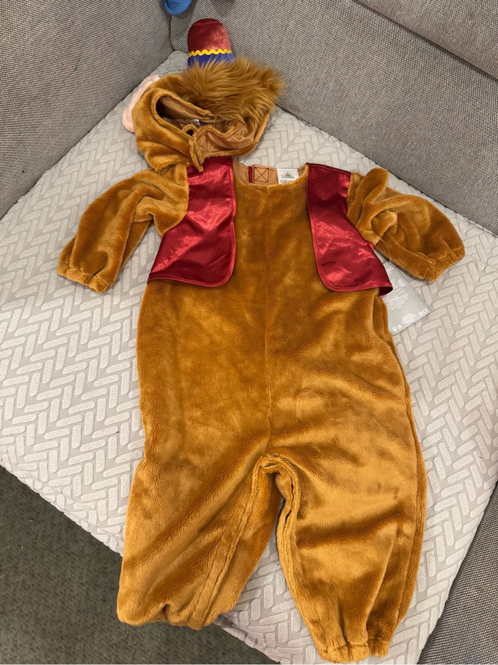 Disney baby Abu monkey from Aladdin costume size 12-18 months NWT